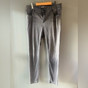Old navy size 14, light black wash skinny rockstar 24/7 jeans
